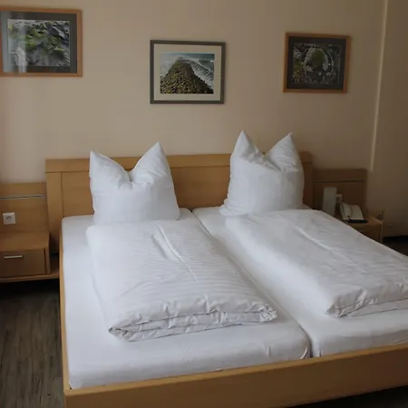 Alleehotel-eschen 3*
