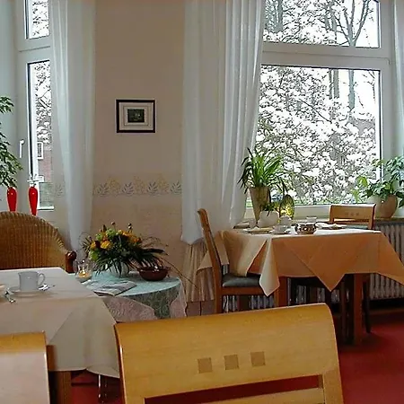 Alleehotel-eschen 3*